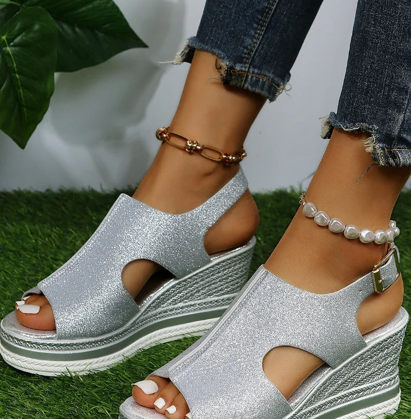 Glitter Wedge Sandalen - Chic Glitter - Comfortabel - Geschikt voor Zomeruitjes - Womens Footwear > Sandals > Wedge