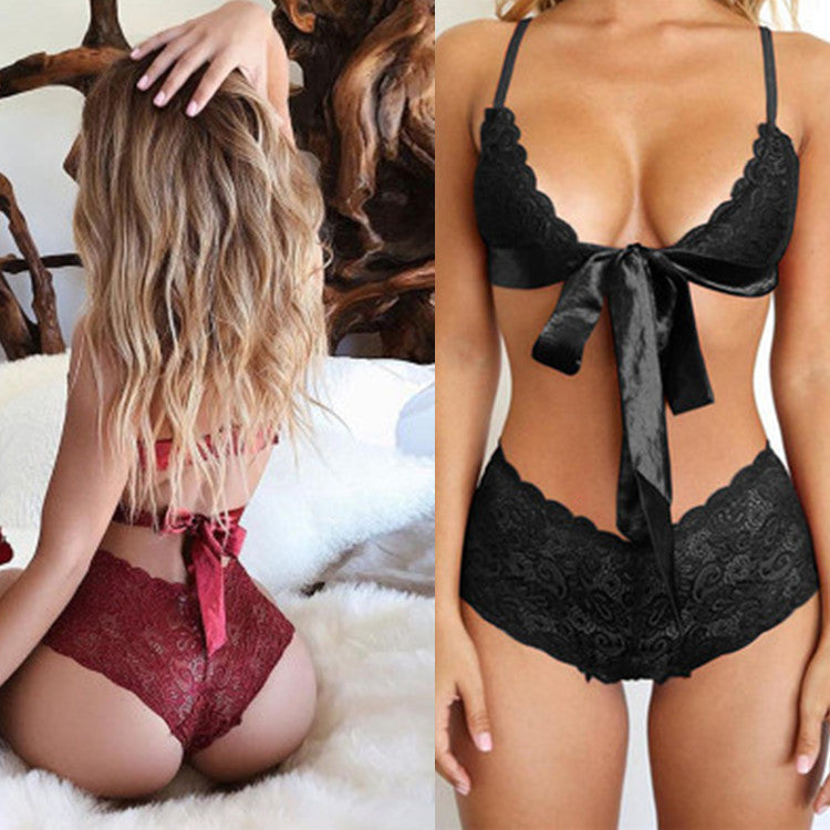 Lingerieset - Zoë - Rode Kant Lace-up Ontwerp - Perfect voor Intieme Momenten - Sensuele Lingerie